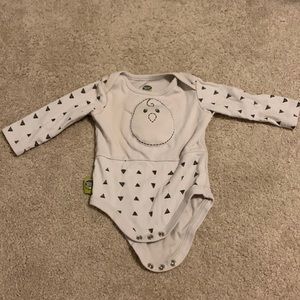 NWOT Nested Bean onesie
